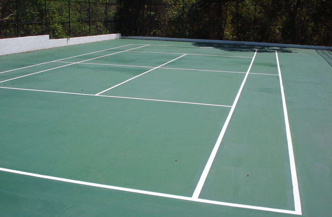Building Tennis Court